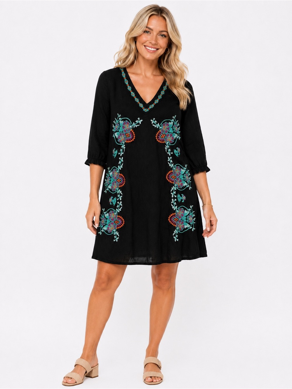 Entro Size Medium Black Embroidered V-Neck Boho Dress